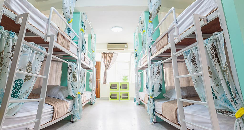 Kamin Bird Hostel Bangkok Exterior photo